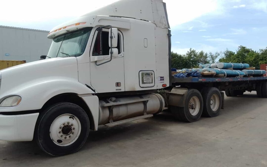 TRASLADO DE TUBERIAS EN CAMION PLATAFORMA 13-08-24